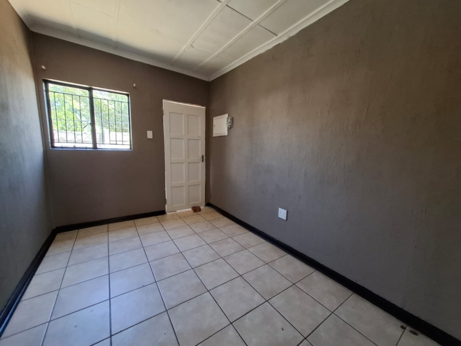 5 Bedroom Property for Sale in Bayswater Free State